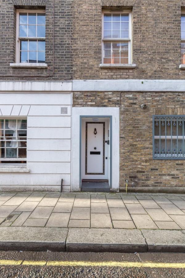 Beautiful Spacious 1BD Flat in Victoria Londres Exterior foto